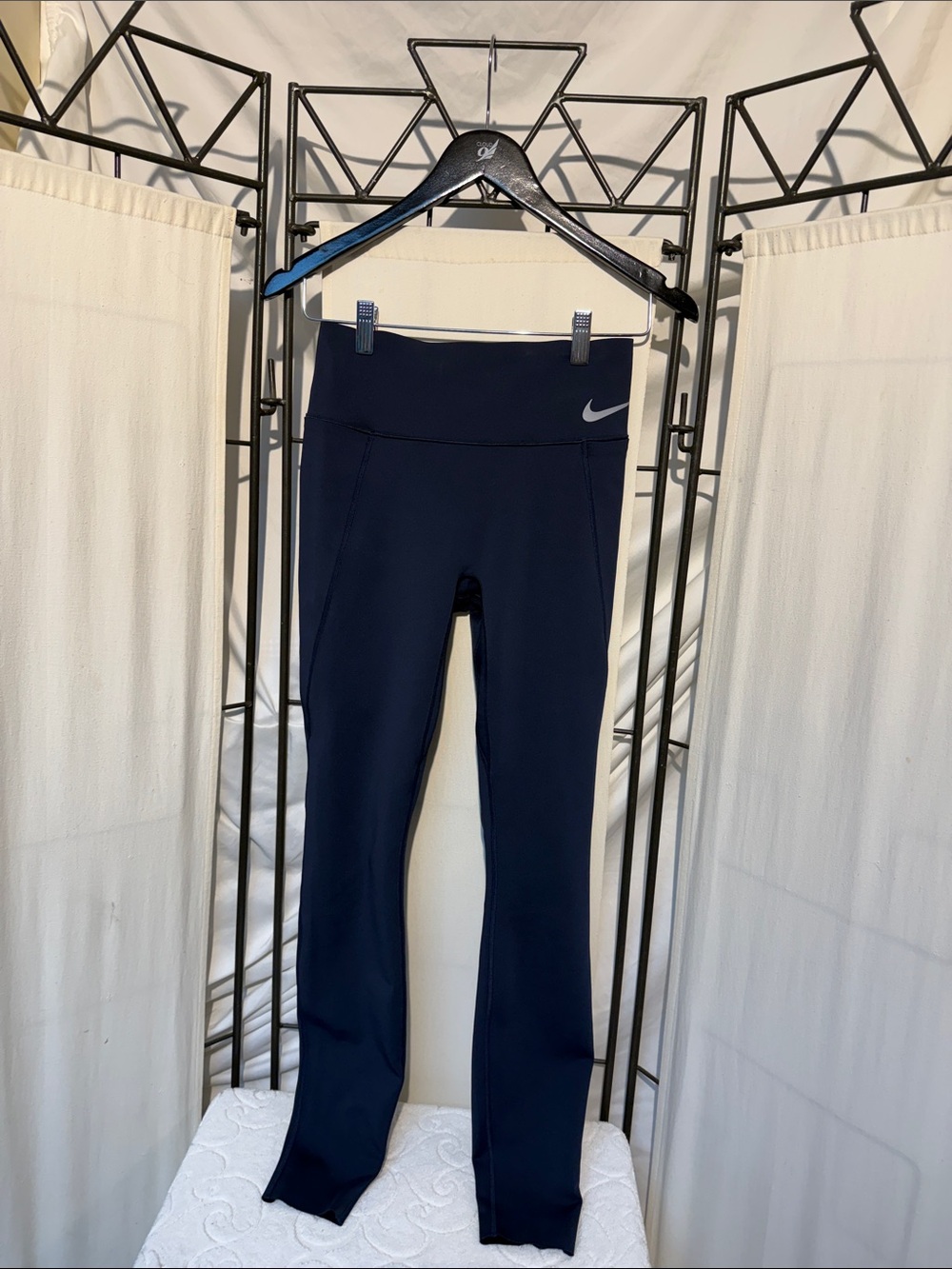 Nike Navy High-Waist Performance Leggings